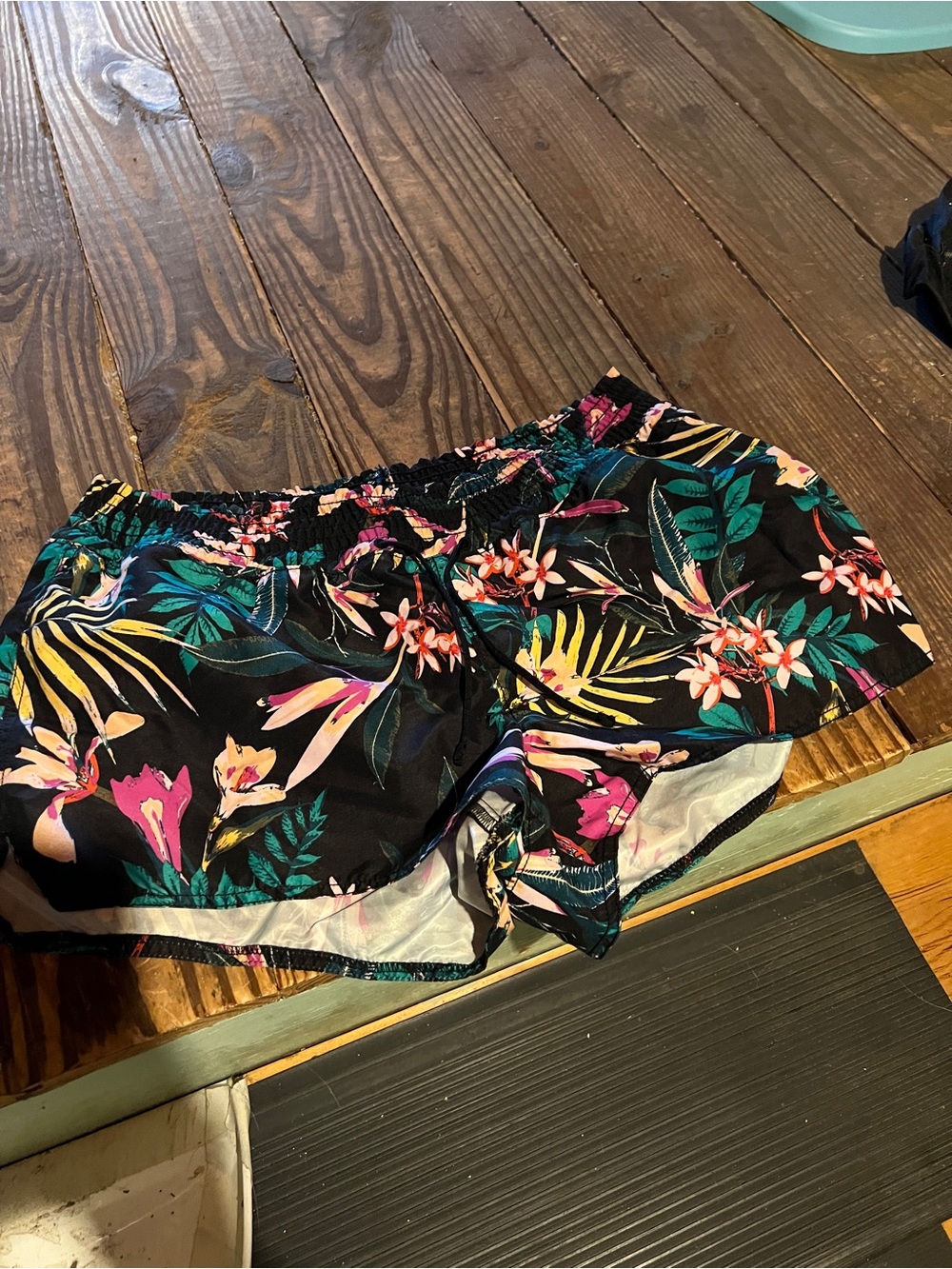 Old Navy Black Tropical Floral Athletic Shorts